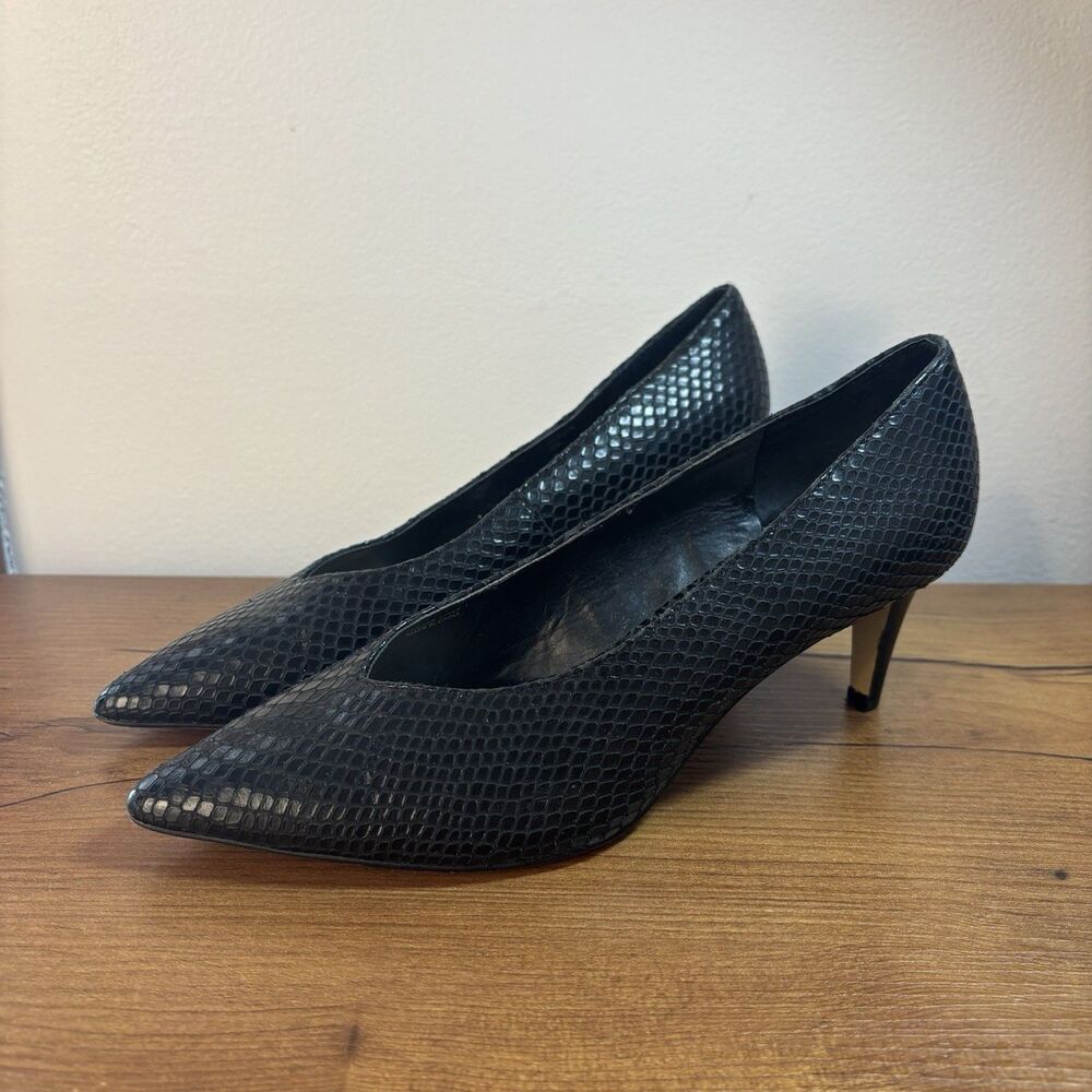 Tahari Womens 6 Black Faux Snake Skin Giada Elegant Black Heels Pumps